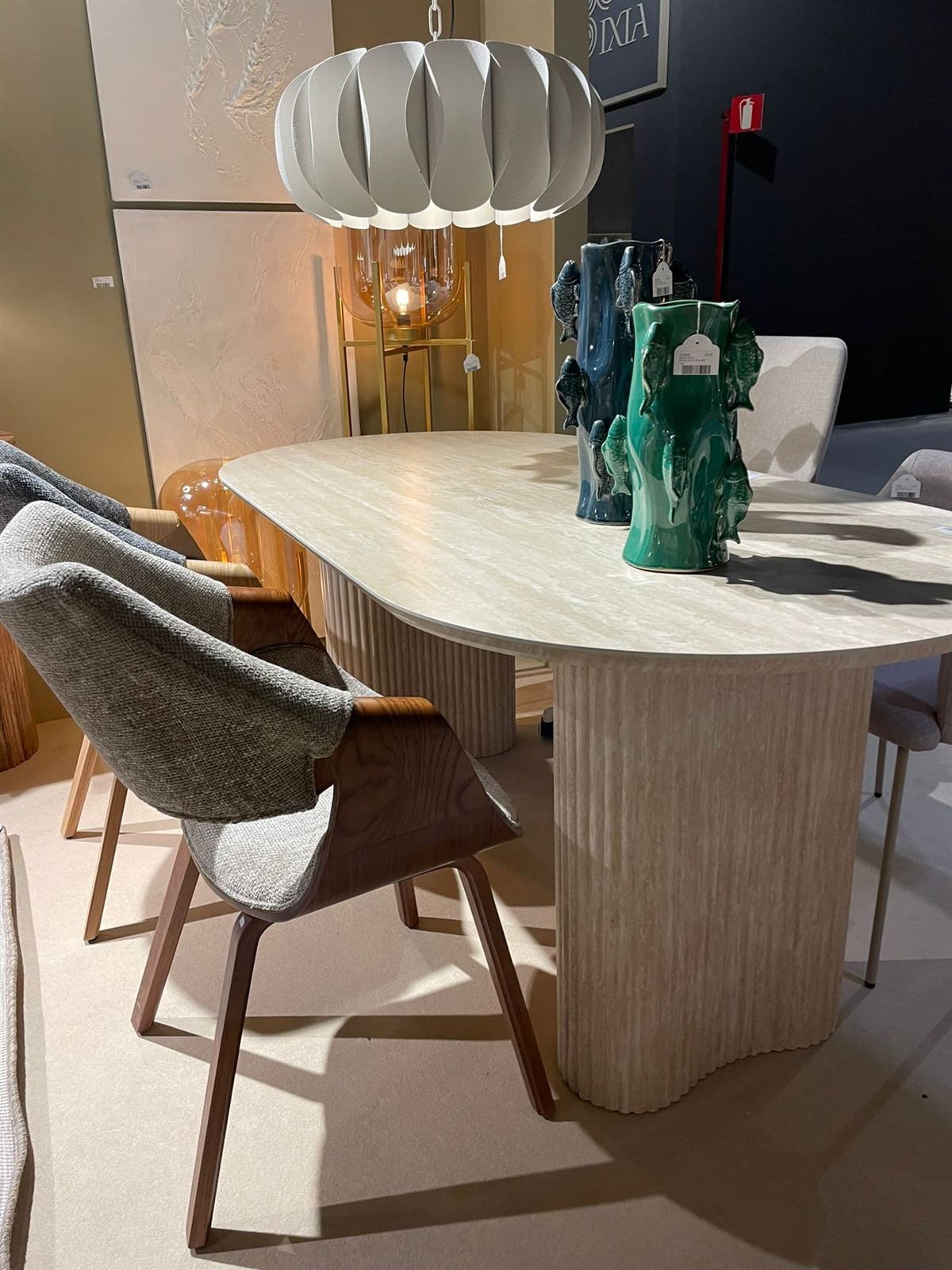 Mesa comedor BEIGE piedra sintética 180 x 90 x 76 (NUEVA ENTRADA 2º QUINCENA OCTUBRE) - Imagen 4